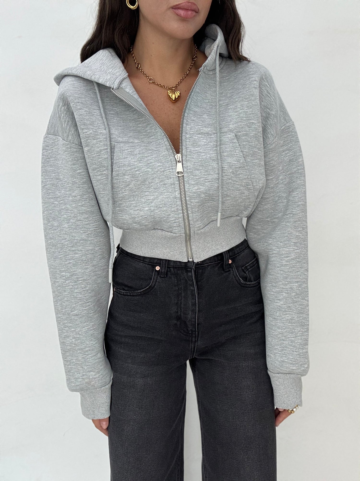 Felpa crop con cappuccio Grigia