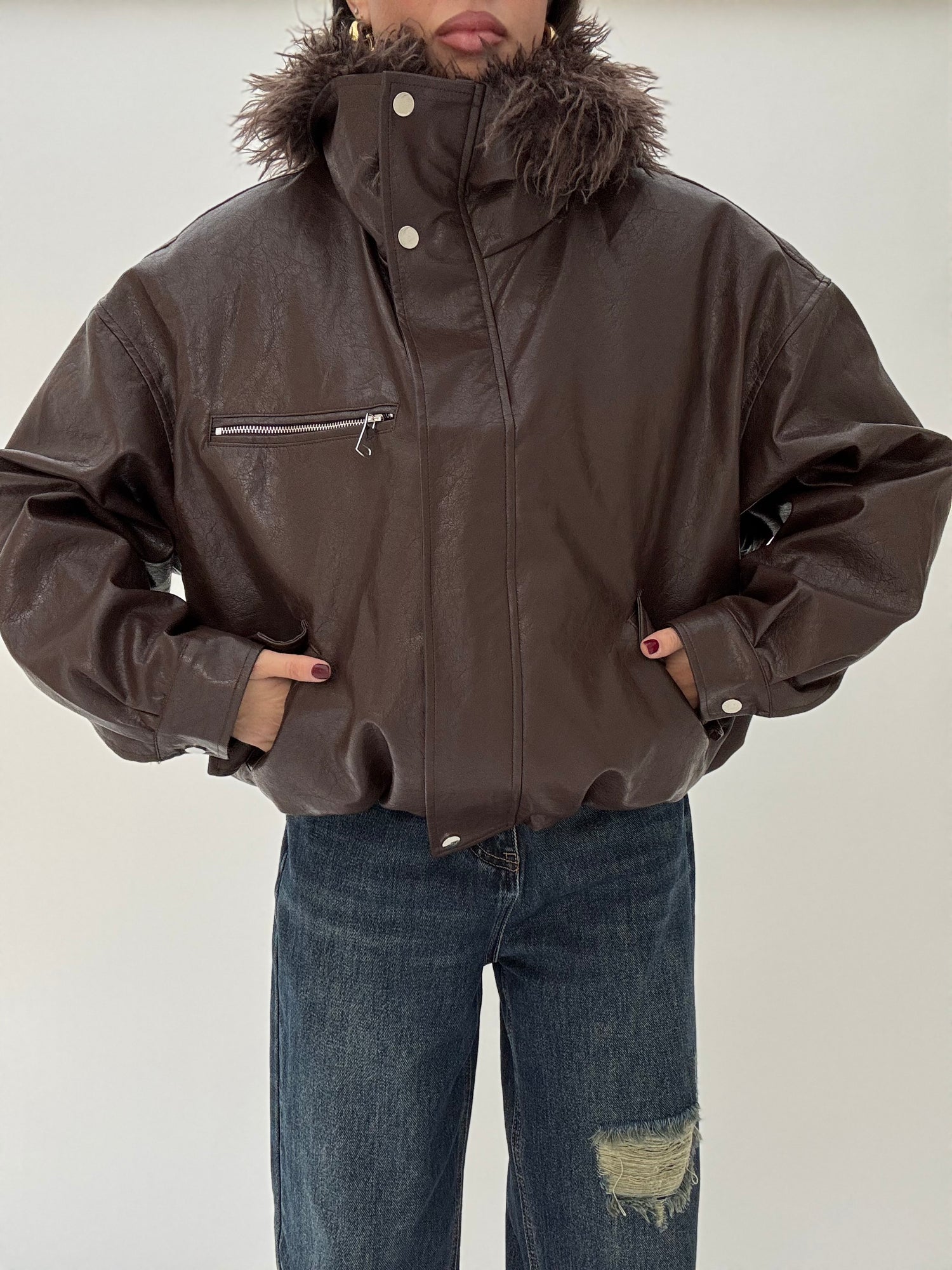 Giubbino con  ‘ECO PELLICCIA MONGOLIA’ Cacao