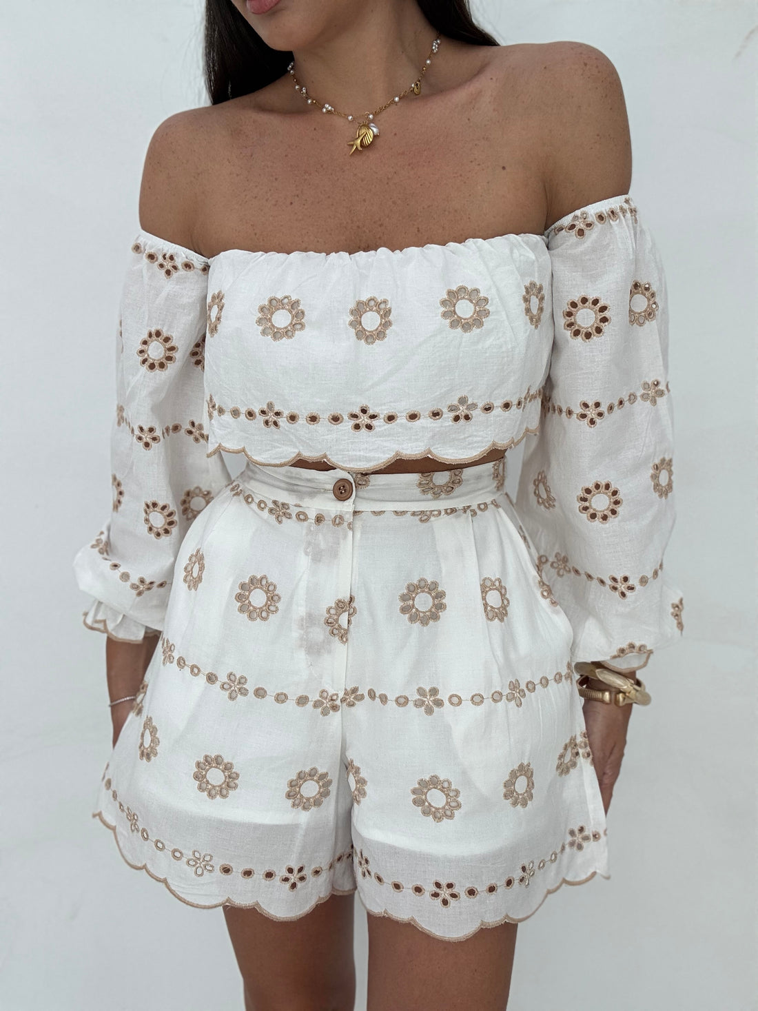 Top ‘PIZZO SANGALLO 100%COTONE 3&amp;33’ Bianco e Beige