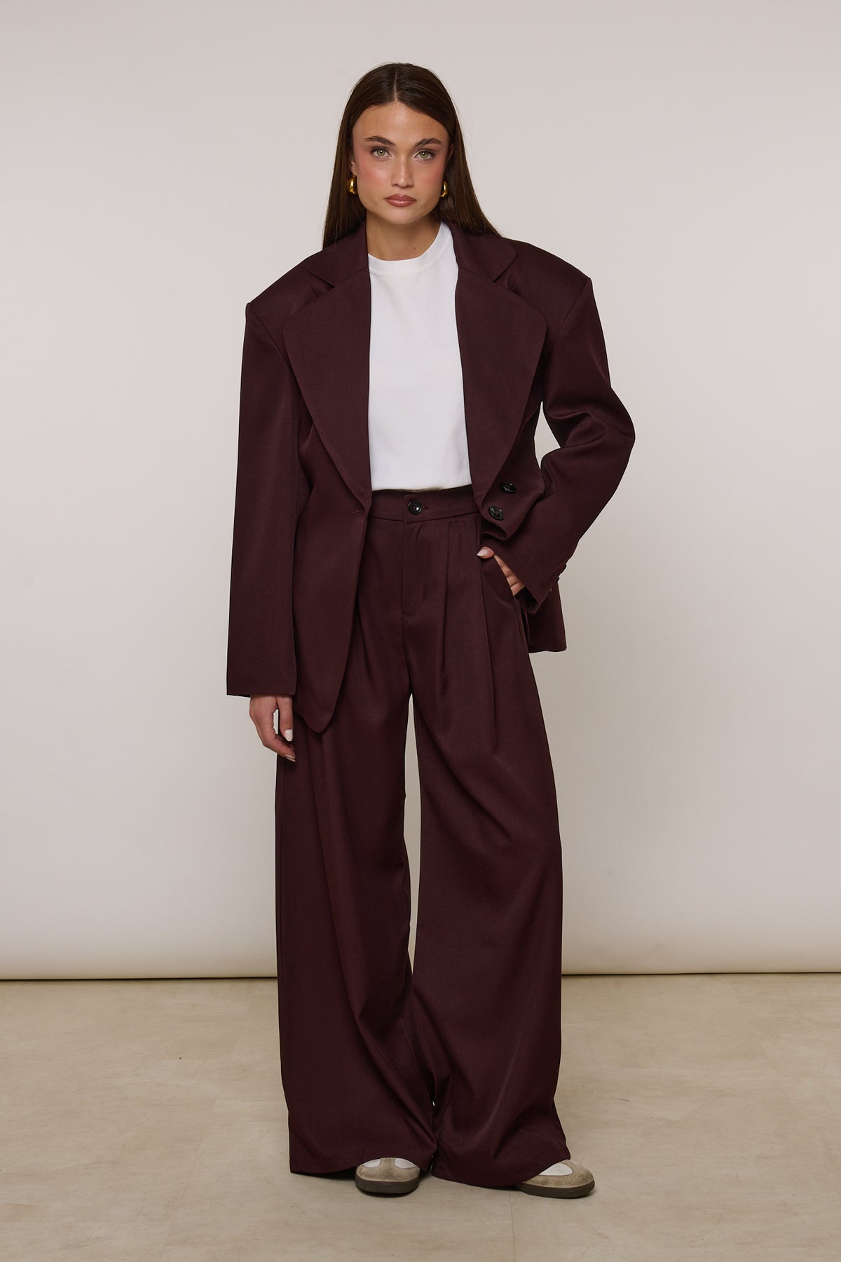 Tailleur ‘DUE BOTTONI’ Bordeaux