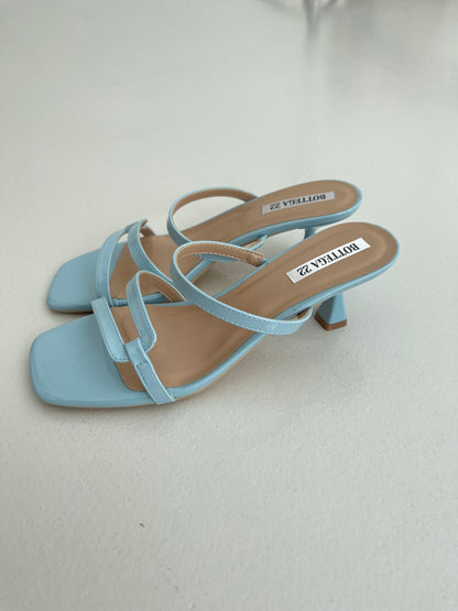 Sandalo con tacco ‘KITTEN’ Azzurro