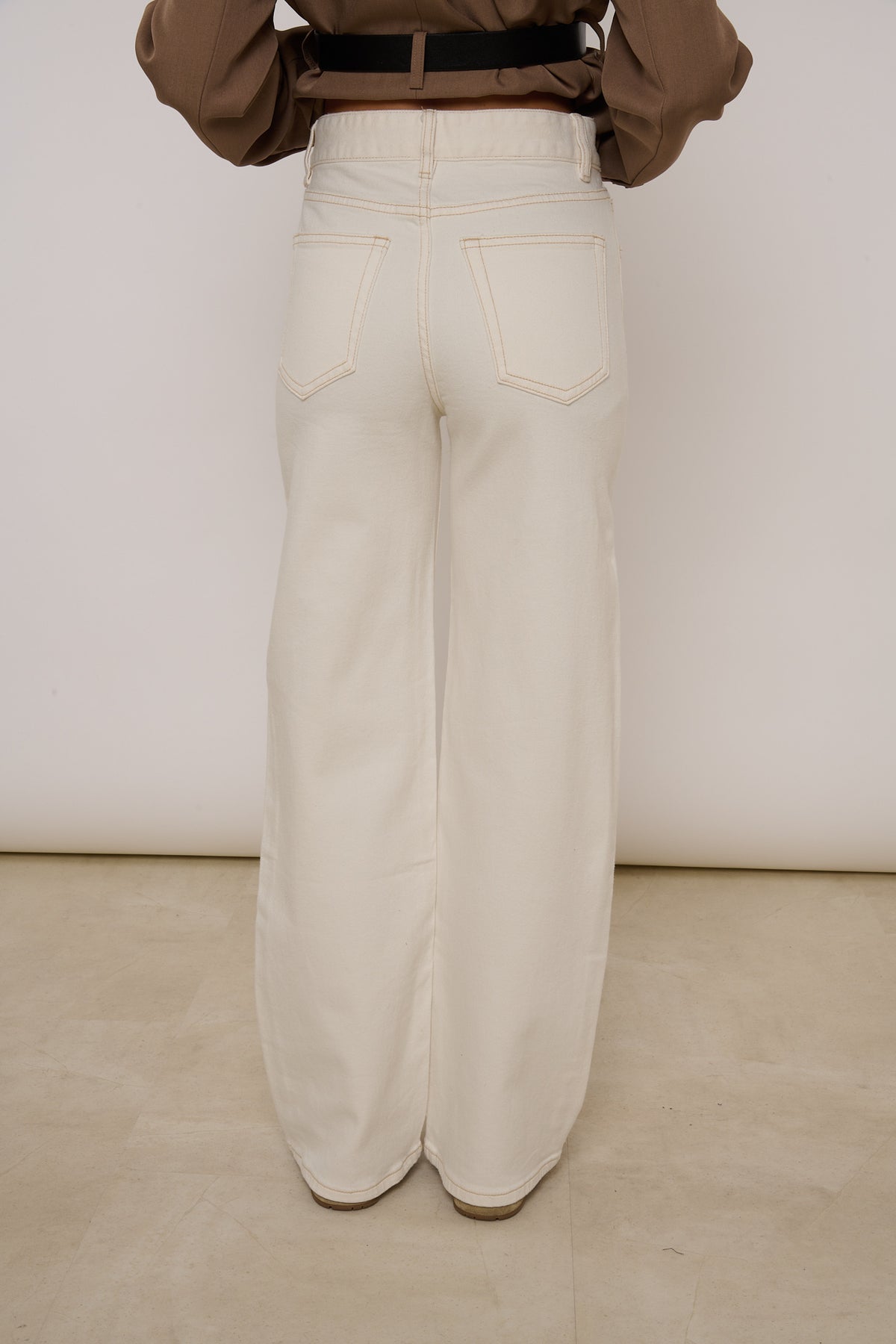 JEANS ‘WIDE LEG’ Bianco Cuciture Cuoio