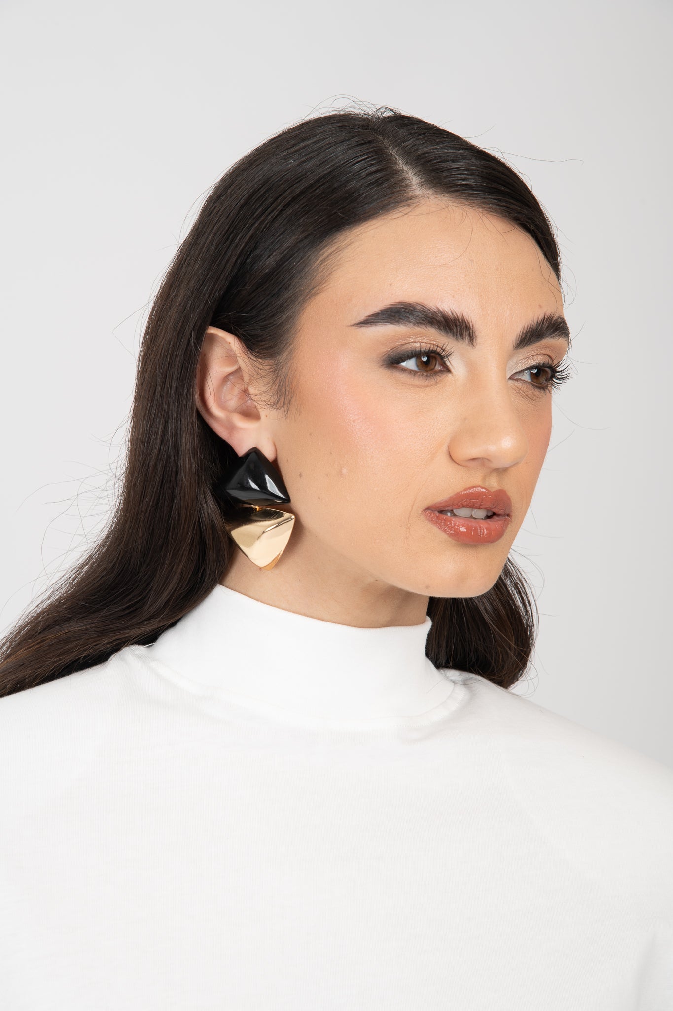 Orecchini ‘DOPPIO TRIANGOLO’ Nero e Oro