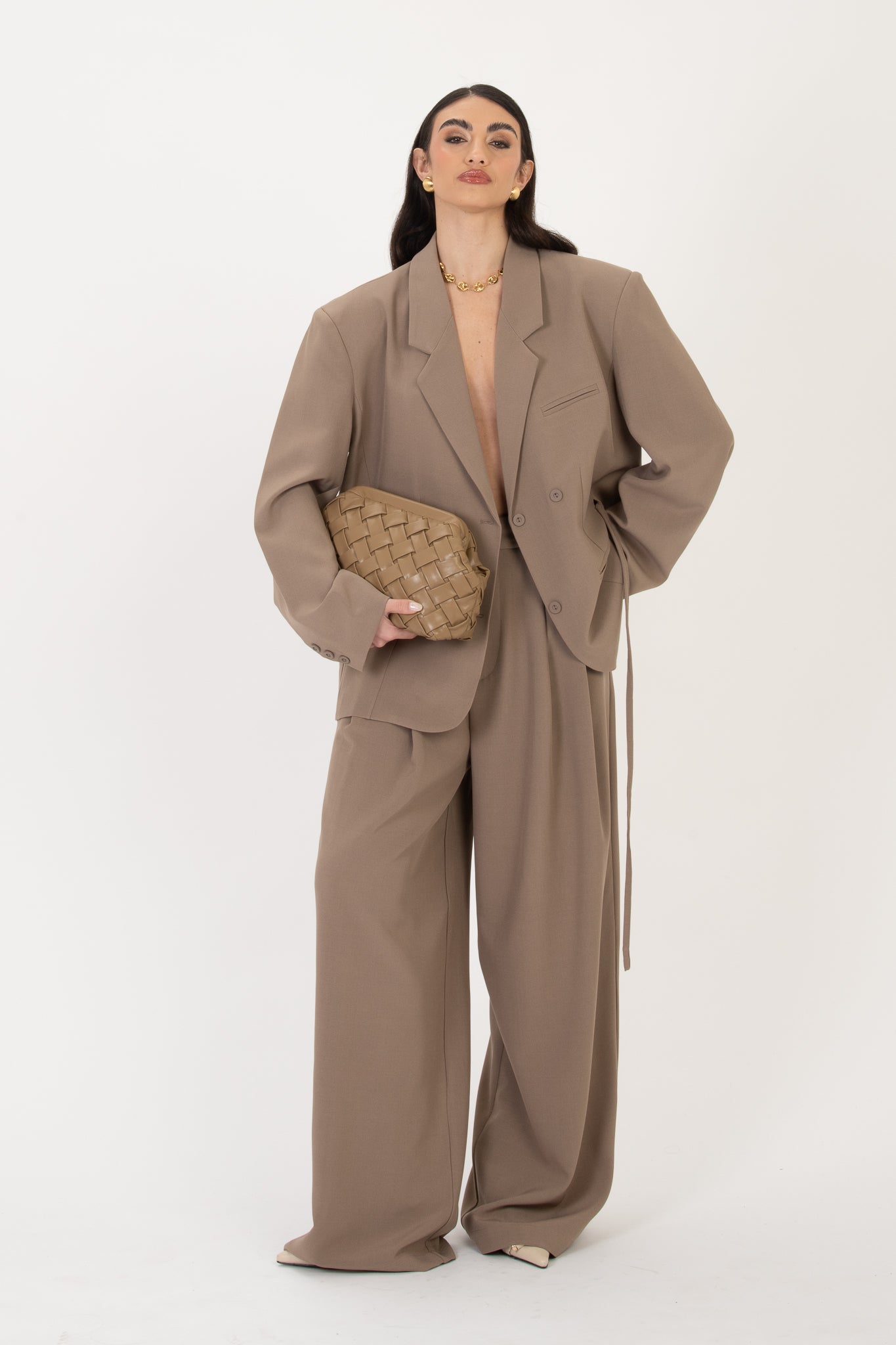 Tailleur ‘GIACCA ABBOTTONATURA ASIMMETRICA E FUSCIACCA’ Fango