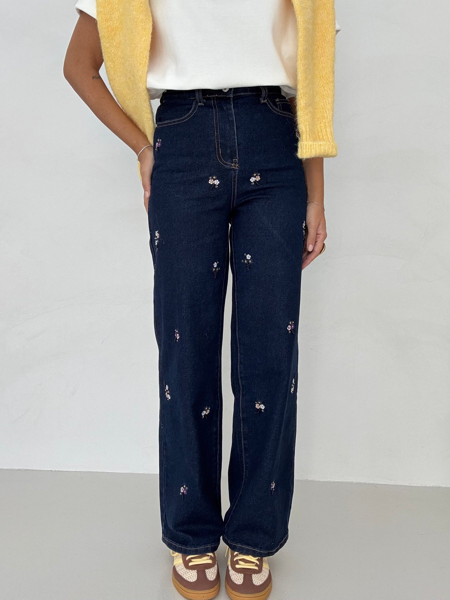 Jeans ‘FIORI RICAMATI 98%COTONE’ Lavaggio Zero