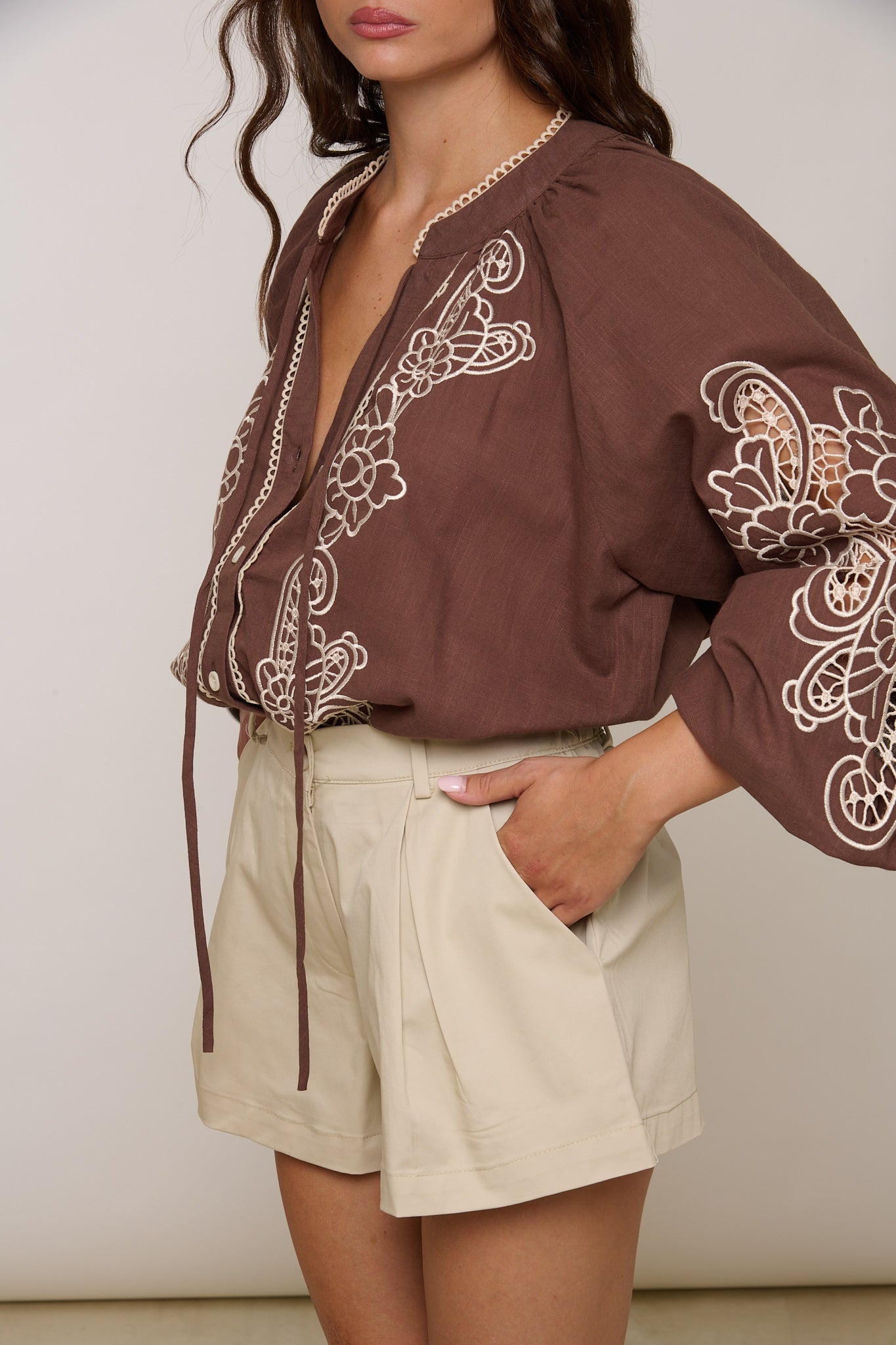 Blusa ‘RICAMI’ 100% COTONE Cacao