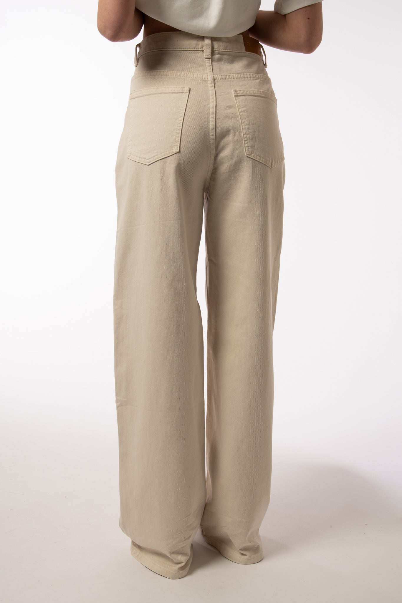 Jeans ‘ABBOTTONATURA ASIMMETRICA’ Panna