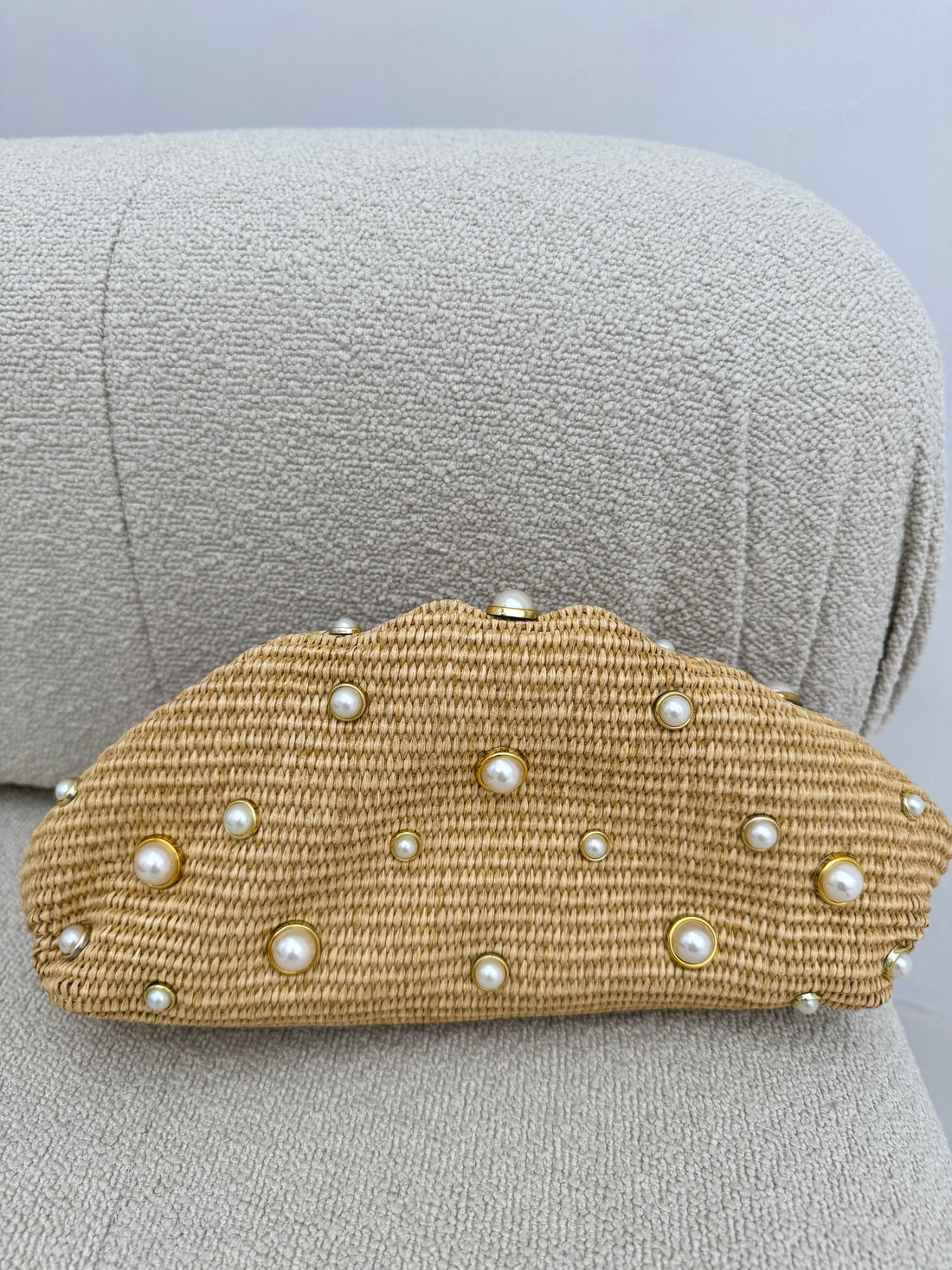 Pochette ‘RAFIA E BORCHIE’ Beige